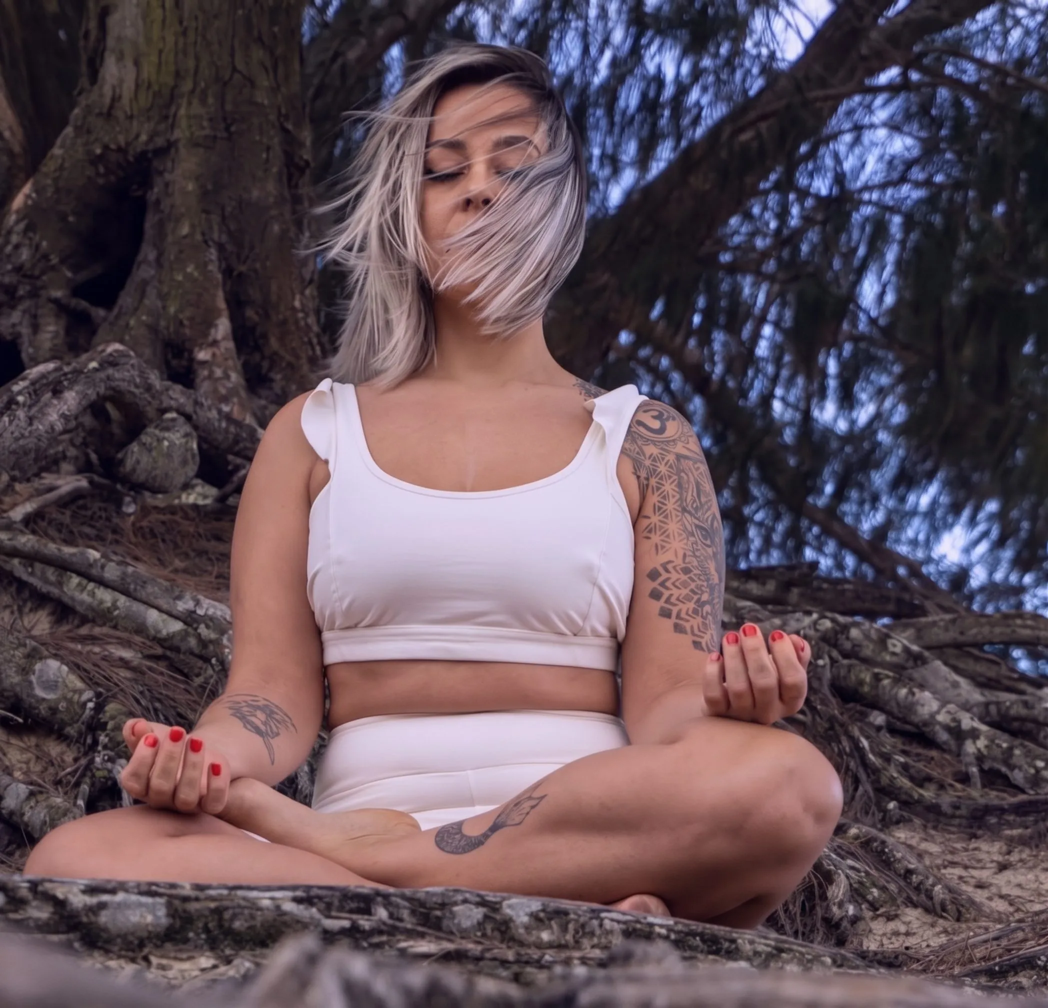 Meditação sentada em meio à natureza